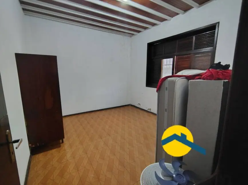 Casa com 5 quartos à venda, 600m2 em Porto da Roça I, Saquarema - RJ - imagem 4 Foto 4 de Casa com 5 quartos à venda, 600m2 em Porto da Roça I, Saquarema - RJ