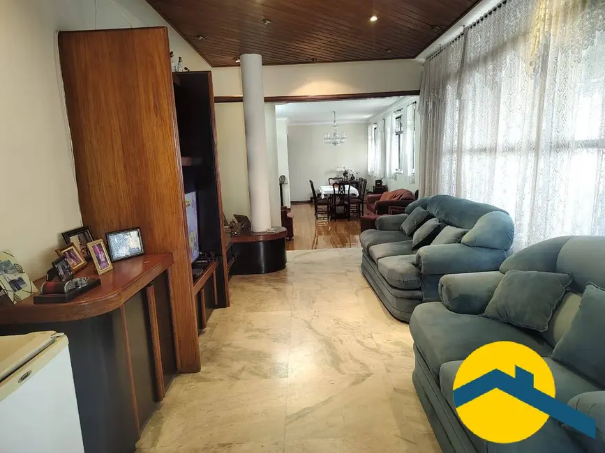 Cobertura com 4 quartos à venda, 309m2 em Icaraí, Niteroi - RJ - imagem 2 Foto 2 de Cobertura com 4 quartos à venda, 309m2 em Icaraí, Niteroi - RJ