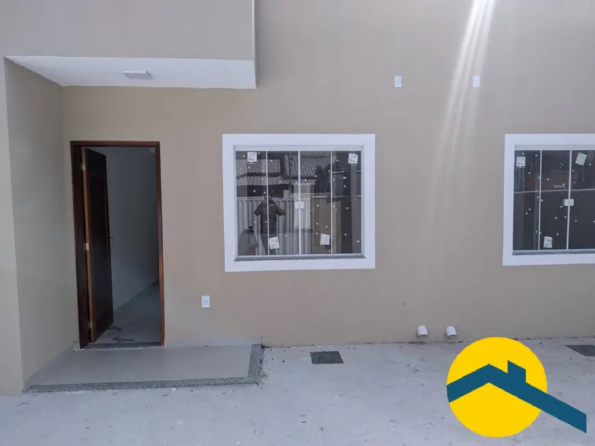 Foto 1 de Casa com 2 quartos à venda, 60m2 em São José do Imbassaí, Marica - RJ