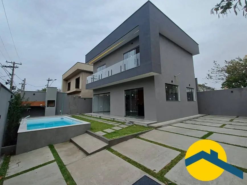 Foto 1 de Casa com 4 quartos à venda, 160m2 em Itaipu, Niteroi - RJ