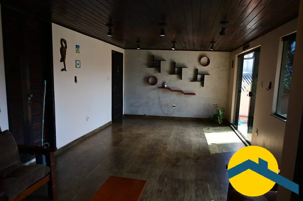 Foto 2 de Casa com 2 quartos à venda, 120m2 em Barreto, Niteroi - RJ
