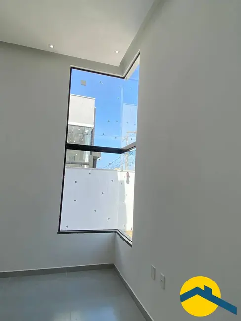 Foto 3 de Casa com 3 quartos à venda, 94m2 em Jardim Atlântico Central (Itaipuaçu), Marica - RJ