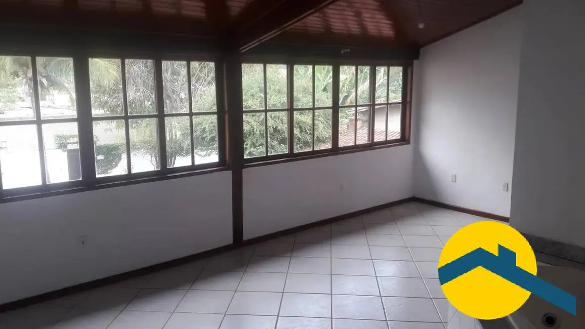 Casa com 3 quartos à venda, 195m2 em Engenho do Mato, Niteroi - RJ - imagem 2 Foto 2 de Casa com 3 quartos à venda, 195m2 em Engenho do Mato, Niteroi - RJ