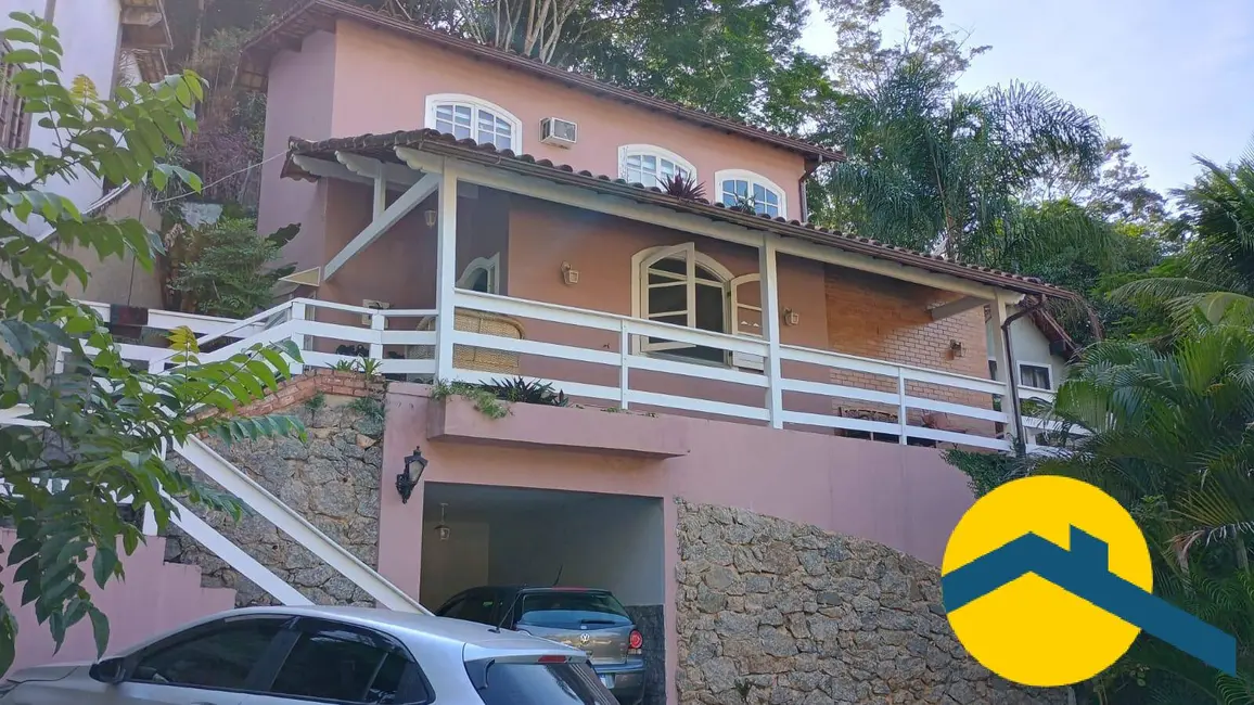 Foto 1 de Casa de Condomínio com 3 quartos à venda em Itaipu, Niteroi - RJ