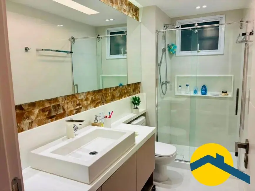 Cobertura com 3 quartos à venda, 240m2 em Santa Rosa, Niteroi - RJ - imagem 9 Foto 9 de Cobertura com 3 quartos à venda, 240m2 em Santa Rosa, Niteroi - RJ