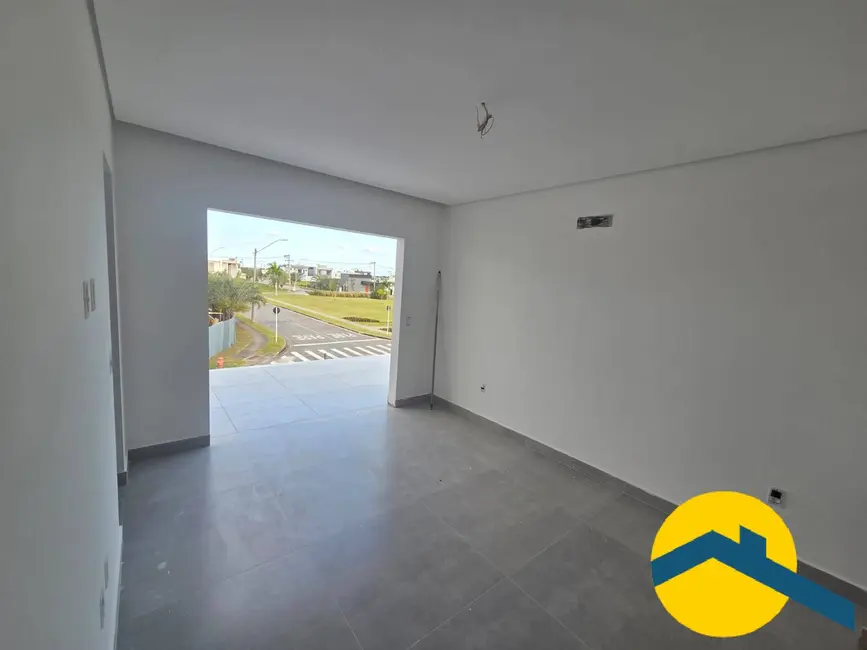 Foto 4 de Casa de Condomínio com 5 quartos à venda, 226m2 em Ogiva, Cabo Frio - RJ