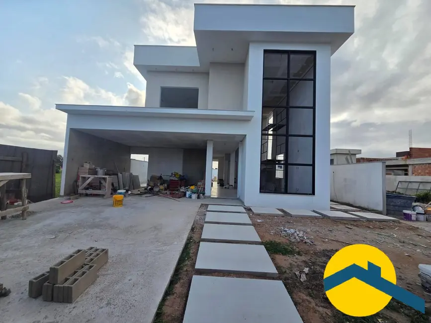 Foto 1 de Casa de Condomínio com 5 quartos à venda, 226m2 em Ogiva, Cabo Frio - RJ