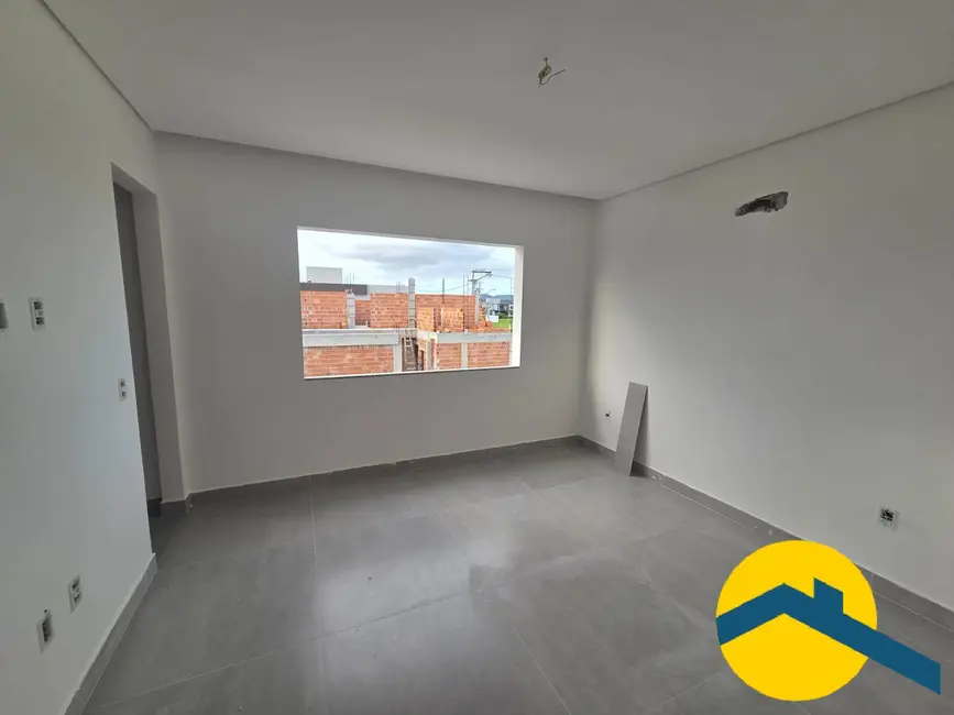 Foto 3 de Casa de Condomínio com 5 quartos à venda, 226m2 em Ogiva, Cabo Frio - RJ