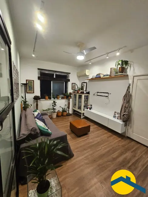 Apartamento com 3 quartos à venda, 96m2 em Centro, Niteroi - RJ - imagem 5 Foto 5 de Apartamento com 3 quartos à venda, 96m2 em Centro, Niteroi - RJ