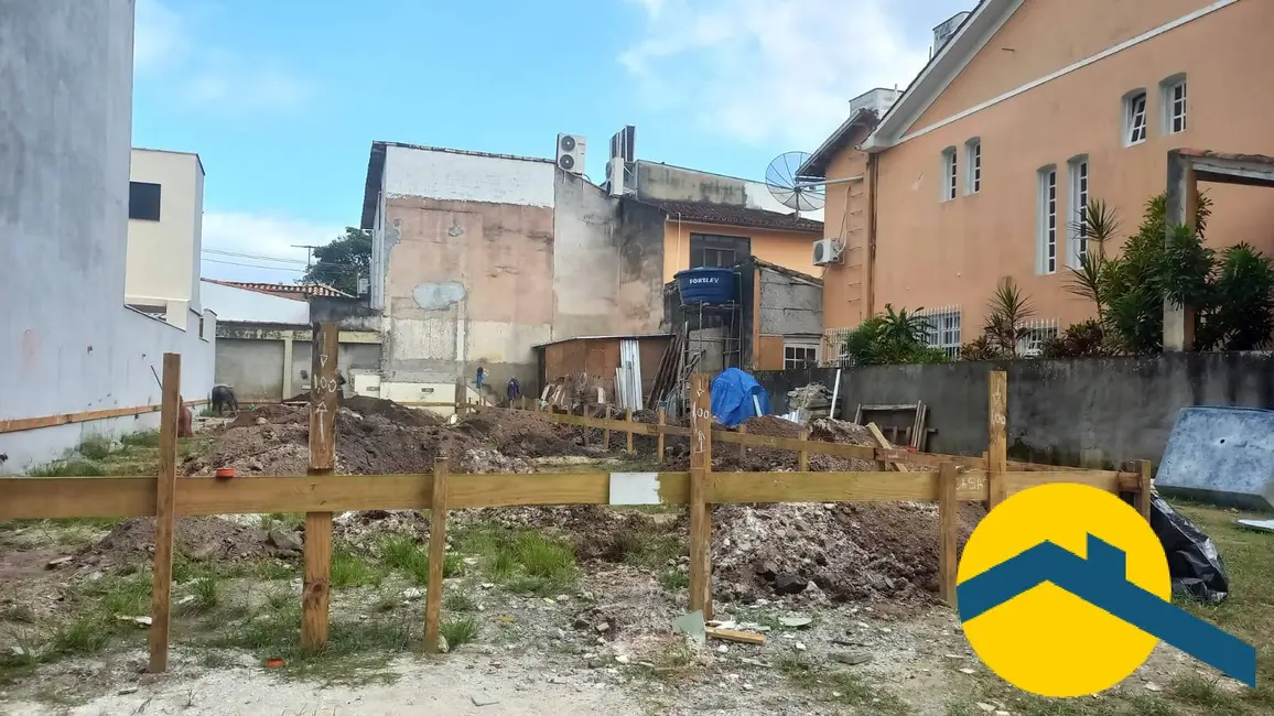 Foto 2 de Terreno / Lote à venda, 180m2 em São Francisco, Niteroi - RJ