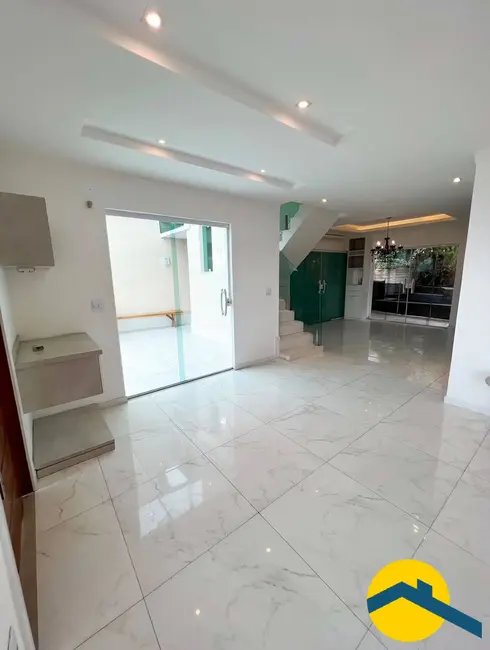 Foto 4 de Casa de Condomínio com 3 quartos à venda, 220m2 em Tribobó, Sao Goncalo - RJ
