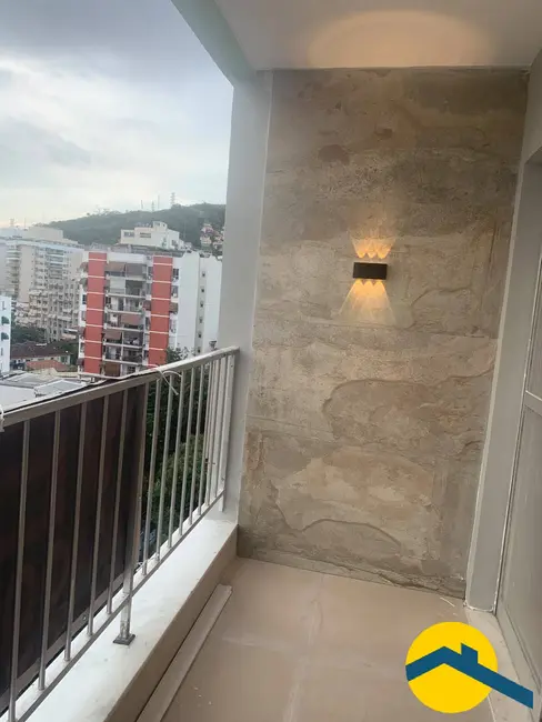 Apartamento com 2 quartos à venda, 75m2 em Santa Rosa, Niteroi - RJ - imagem 4 Foto 4 de Apartamento com 2 quartos à venda, 75m2 em Santa Rosa, Niteroi - RJ