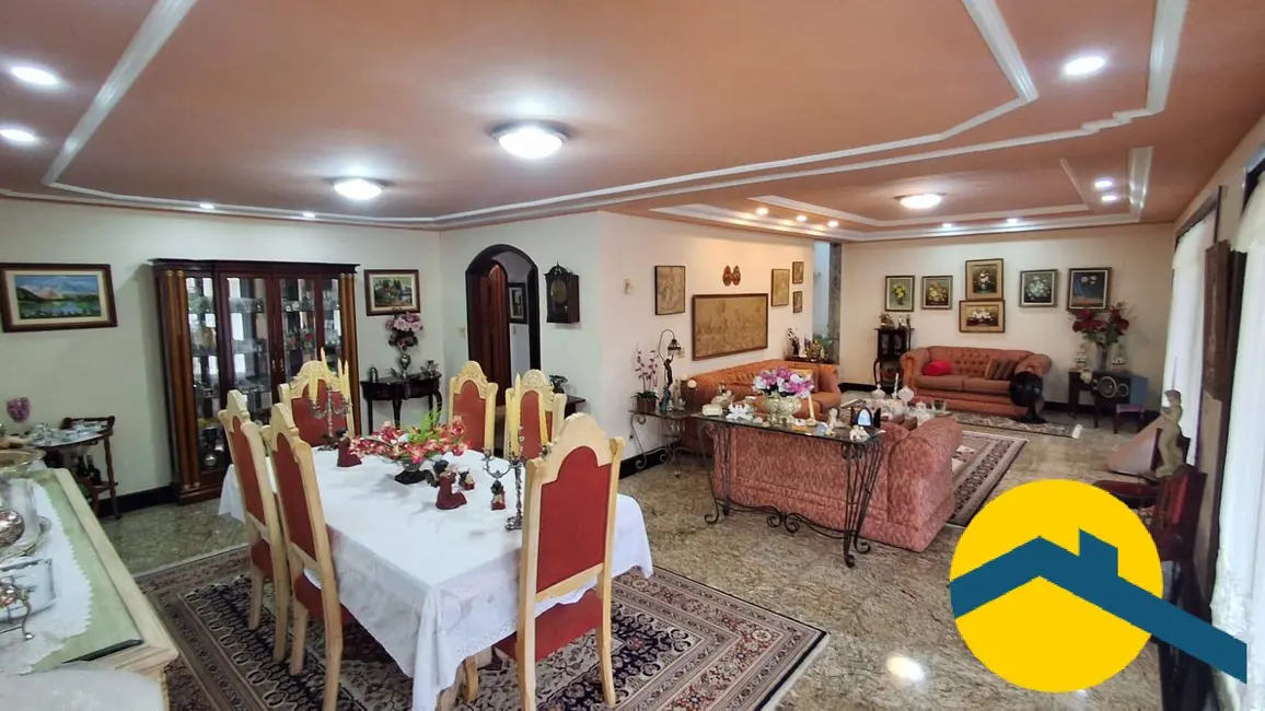 Casa com 4 quartos à venda, 384m2 em São Francisco, Niteroi - RJ - imagem 1 Foto 1 de Casa com 4 quartos à venda, 384m2 em São Francisco, Niteroi - RJ