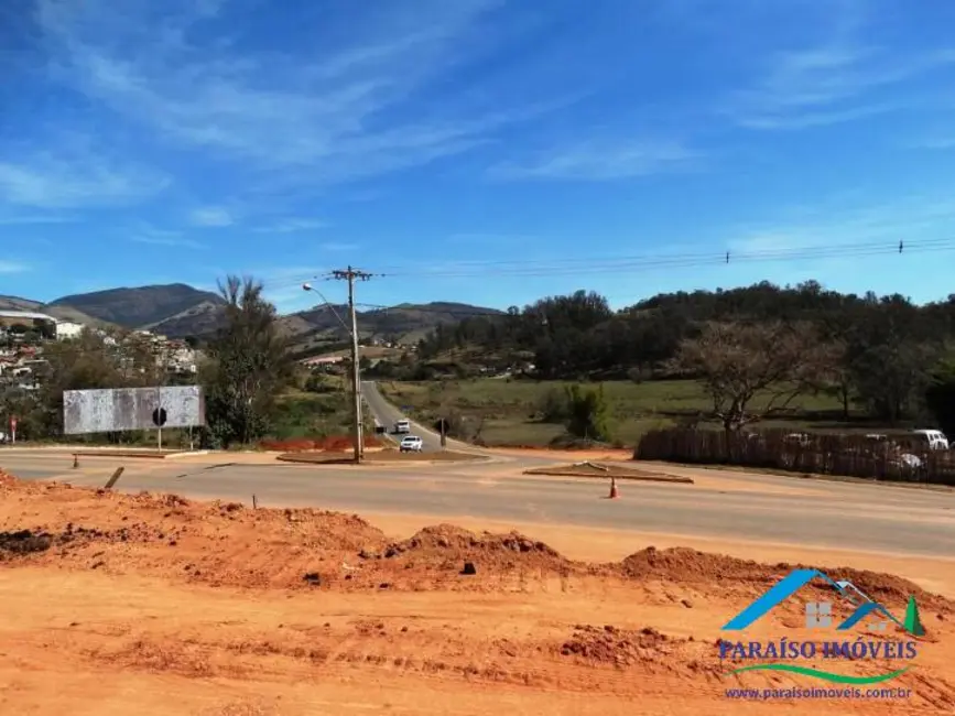Foto 1 de Terreno / Lote à venda, 400m2 em Centro, Paraisopolis - MG