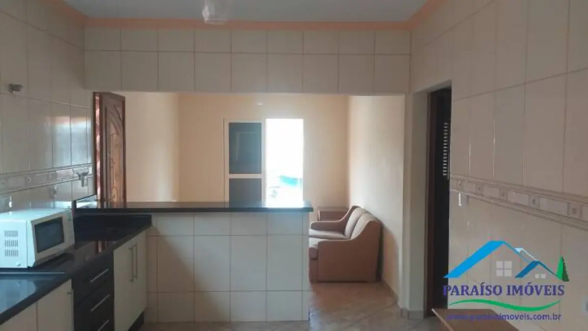 Casa com 3 quartos à venda, 227m2 em Centro, Paraisopolis - MG - imagem 4 Foto 4 de Casa com 3 quartos à venda, 227m2 em Centro, Paraisopolis - MG