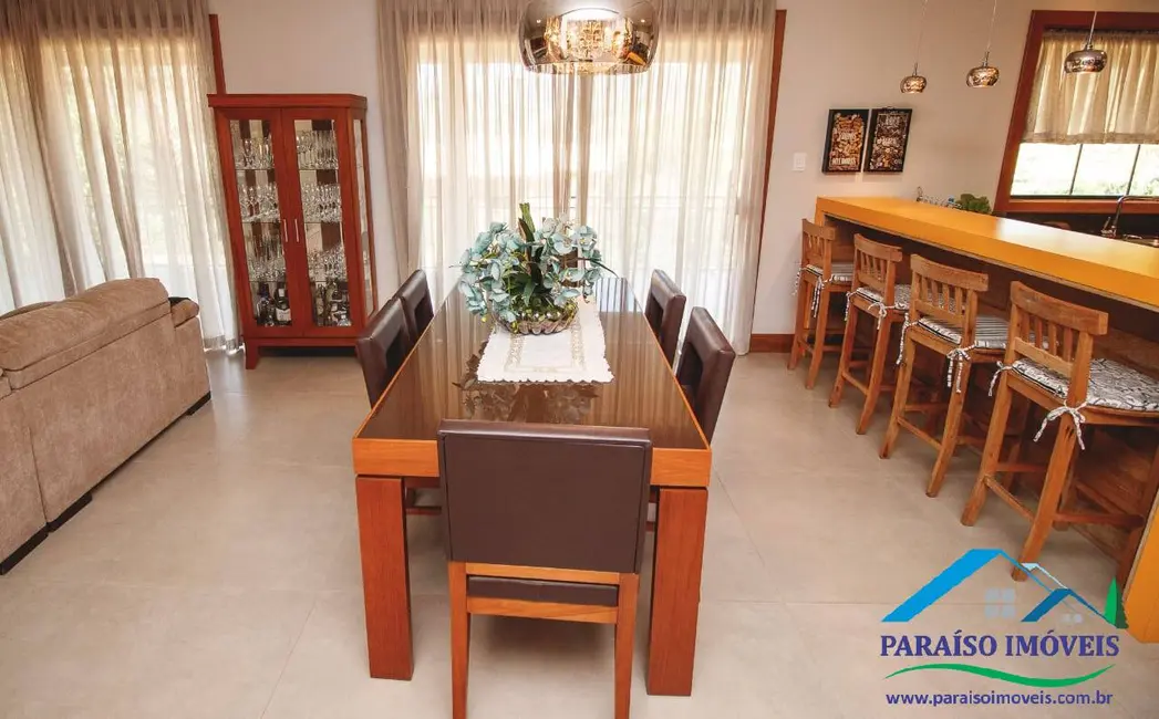 Casa de Condomínio com 4 quartos à venda, 300m2 em Centro, Paraisopolis - MG - imagem 7 Foto 7 de Casa de Condomínio com 4 quartos à venda, 300m2 em Centro, Paraisopolis - MG