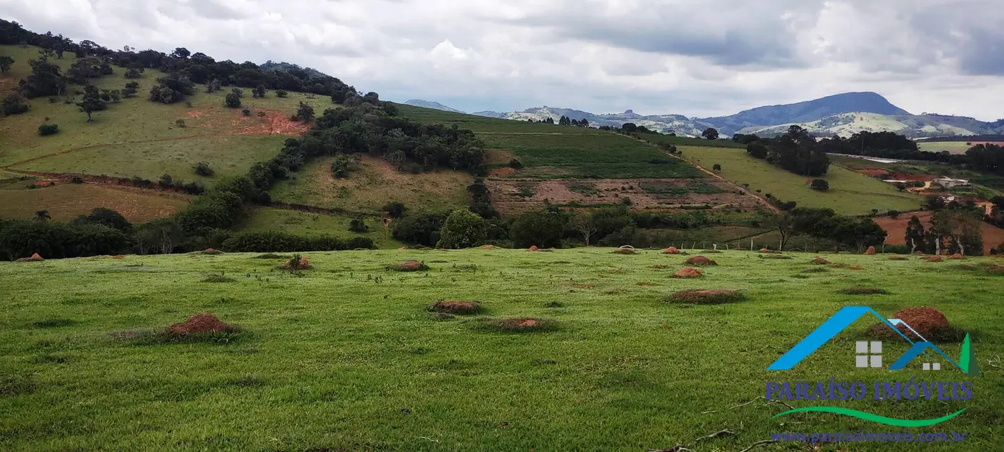 Chácara à venda, 16m2 em Centro, Paraisopolis - MG - imagem 4 Foto 4 de Chácara à venda, 16m2 em Centro, Paraisopolis - MG