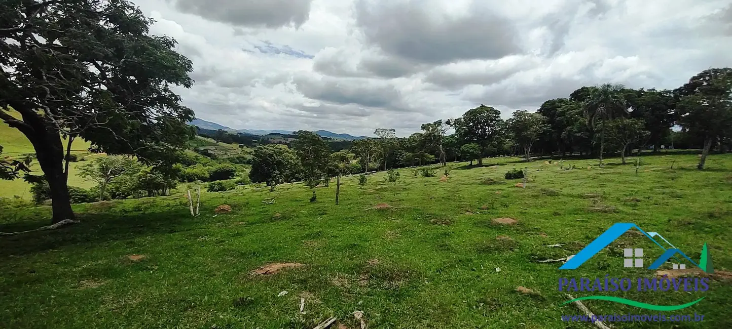 Chácara à venda, 16m2 em Centro, Paraisopolis - MG - imagem 6 Foto 6 de Chácara à venda, 16m2 em Centro, Paraisopolis - MG