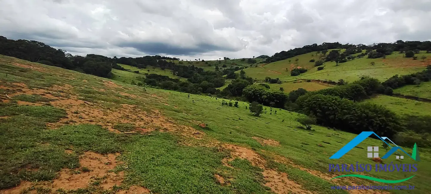 Chácara à venda, 16m2 em Centro, Paraisopolis - MG - imagem 28 Foto 28 de Chácara à venda, 16m2 em Centro, Paraisopolis - MG