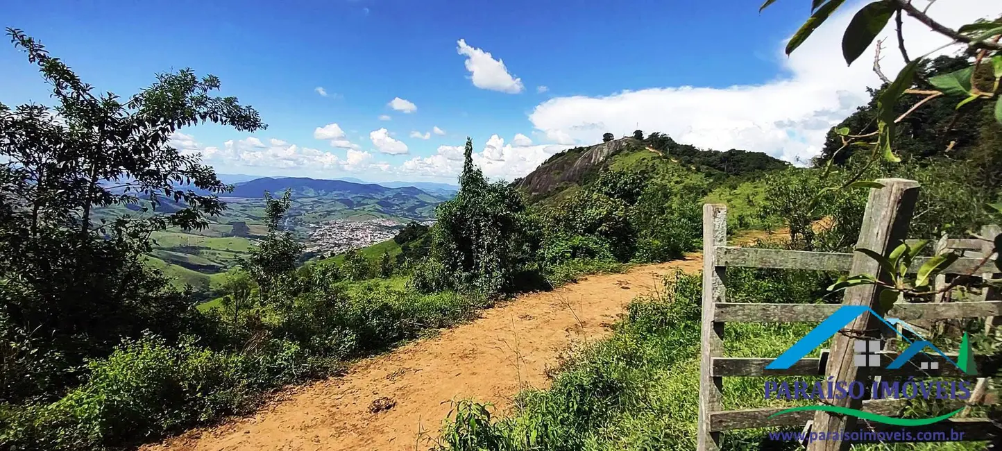 Chácara à venda, 20000m2 em Centro, Paraisopolis - MG - imagem 28 Foto 28 de Chácara à venda, 20000m2 em Centro, Paraisopolis - MG