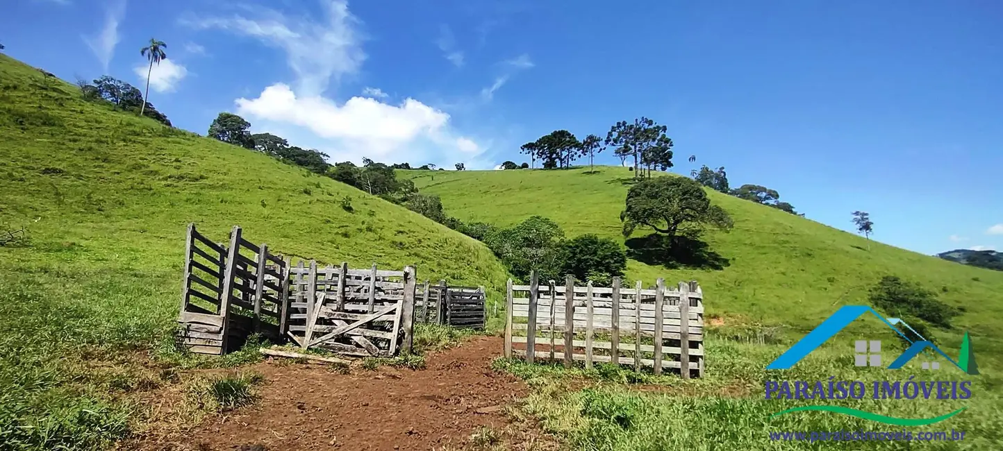 Chácara à venda, 24m2 em Centro, Paraisopolis - MG - imagem 23 Foto 23 de Chácara à venda, 24m2 em Centro, Paraisopolis - MG