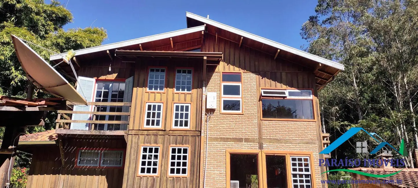 Sobrado com 4 quartos à venda, 4237m2 em Centro, Goncalves - MG - imagem 5 Foto 5 de Sobrado com 4 quartos à venda, 4237m2 em Centro, Goncalves - MG