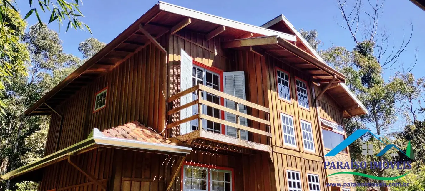 Sobrado com 4 quartos à venda, 4237m2 em Centro, Goncalves - MG - imagem 3 Foto 3 de Sobrado com 4 quartos à venda, 4237m2 em Centro, Goncalves - MG