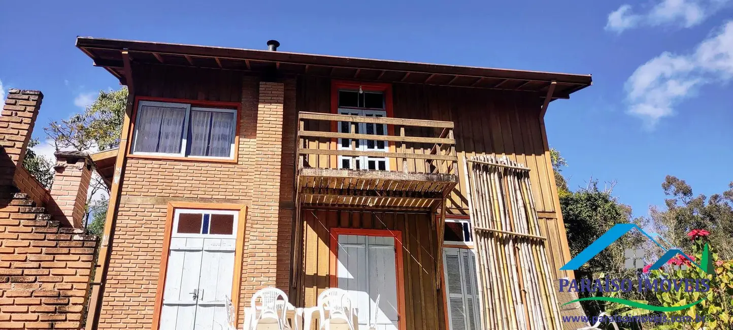 Sobrado com 4 quartos à venda, 4237m2 em Centro, Goncalves - MG - imagem 4 Foto 4 de Sobrado com 4 quartos à venda, 4237m2 em Centro, Goncalves - MG