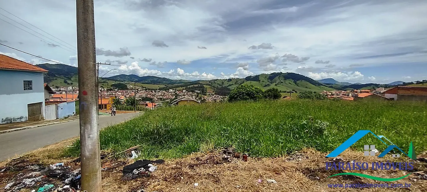Terreno / Lote à venda, 409m2 em Centro, Paraisopolis - MG - imagem 4 Foto 4 de Terreno / Lote à venda, 409m2 em Centro, Paraisopolis - MG