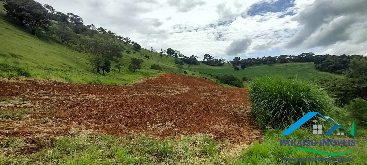 Sítio / Rancho com 2 quartos à venda, 24m2 em Centro, Paraisopolis - MG - imagem 3 Foto 3 de Sítio / Rancho com 2 quartos à venda, 24m2 em Centro, Paraisopolis - MG