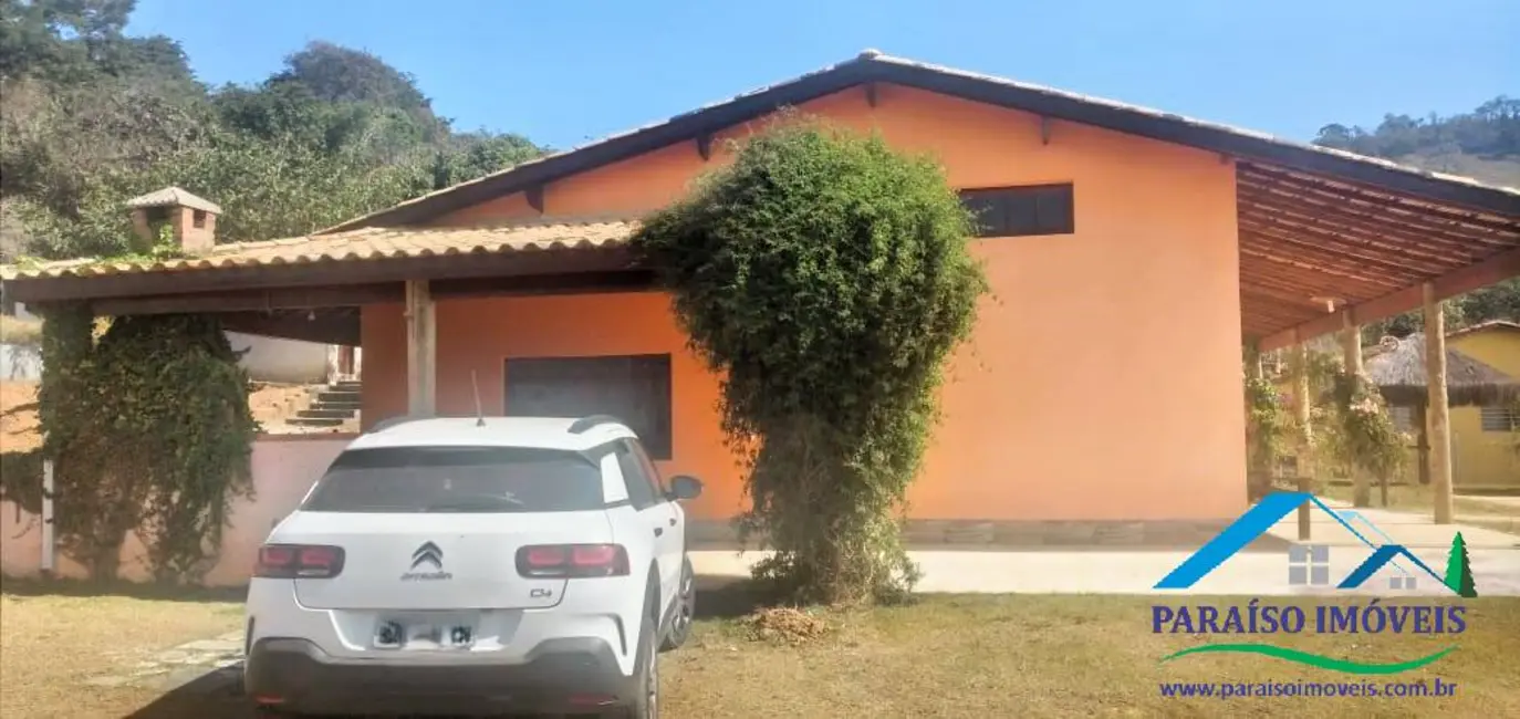 Casa com 5 quartos à venda, 110m2 em Centro, Itapeva - MG - imagem 8 Foto 8 de Casa com 5 quartos à venda, 110m2 em Centro, Itapeva - MG