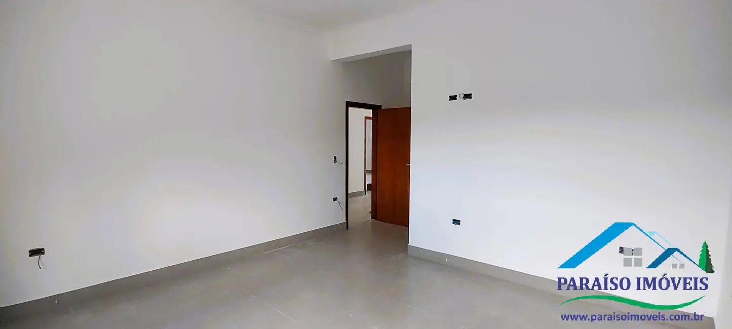 Casa à venda, 346m2 em Centro, Goncalves - MG - imagem 9 Foto 9 de Casa à venda, 346m2 em Centro, Goncalves - MG