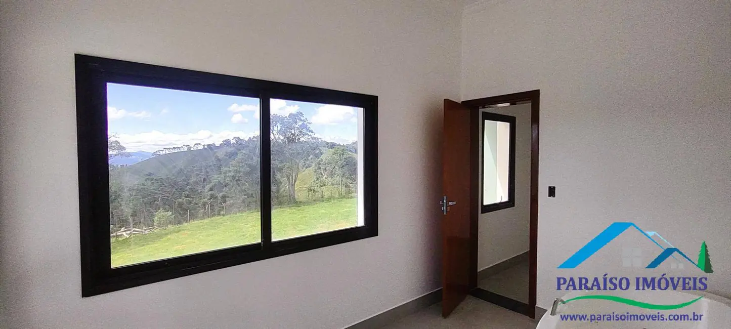 Casa à venda, 346m2 em Centro, Goncalves - MG - imagem 7 Foto 7 de Casa à venda, 346m2 em Centro, Goncalves - MG