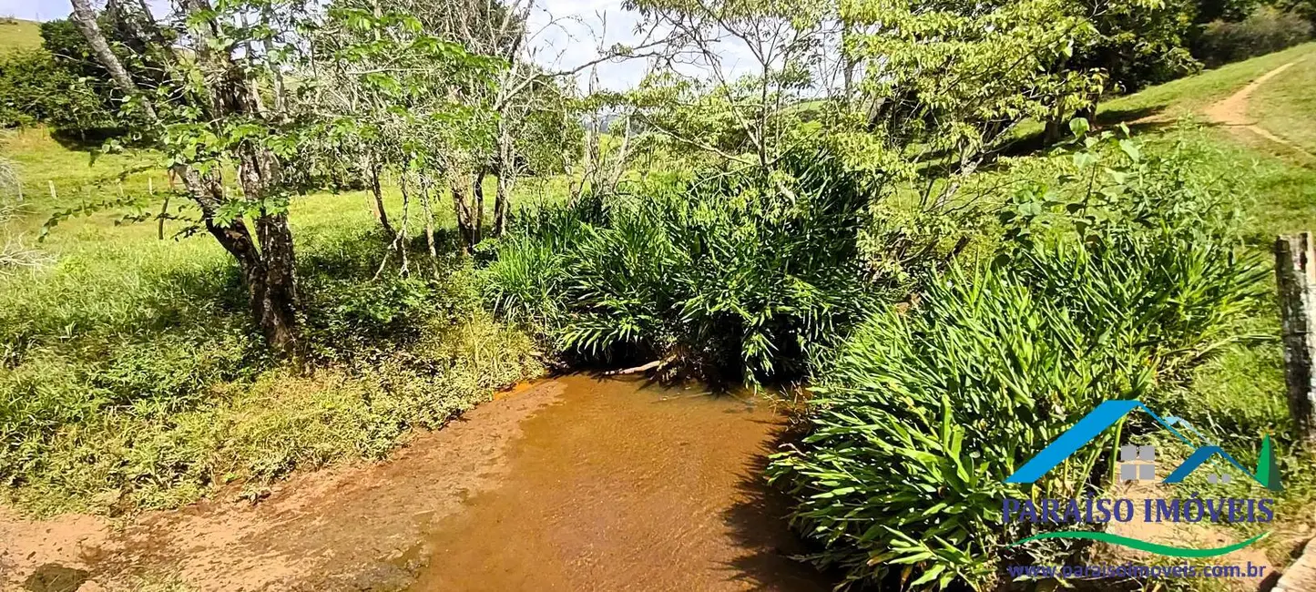 Chácara à venda, 21m2 em Centro, Paraisopolis - MG - imagem 6 Foto 6 de Chácara à venda, 21m2 em Centro, Paraisopolis - MG