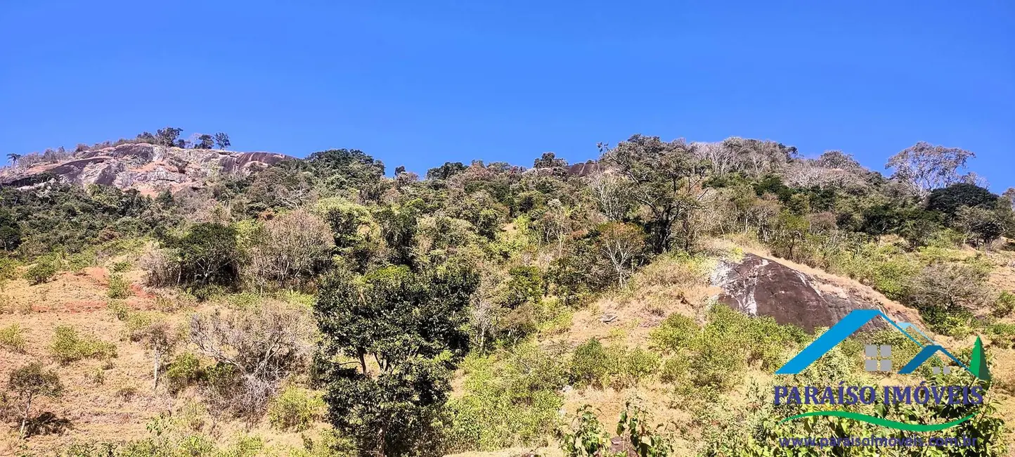 Chácara à venda, 40000m2 em Centro, Paraisopolis - MG - imagem 3 Foto 3 de Chácara à venda, 40000m2 em Centro, Paraisopolis - MG