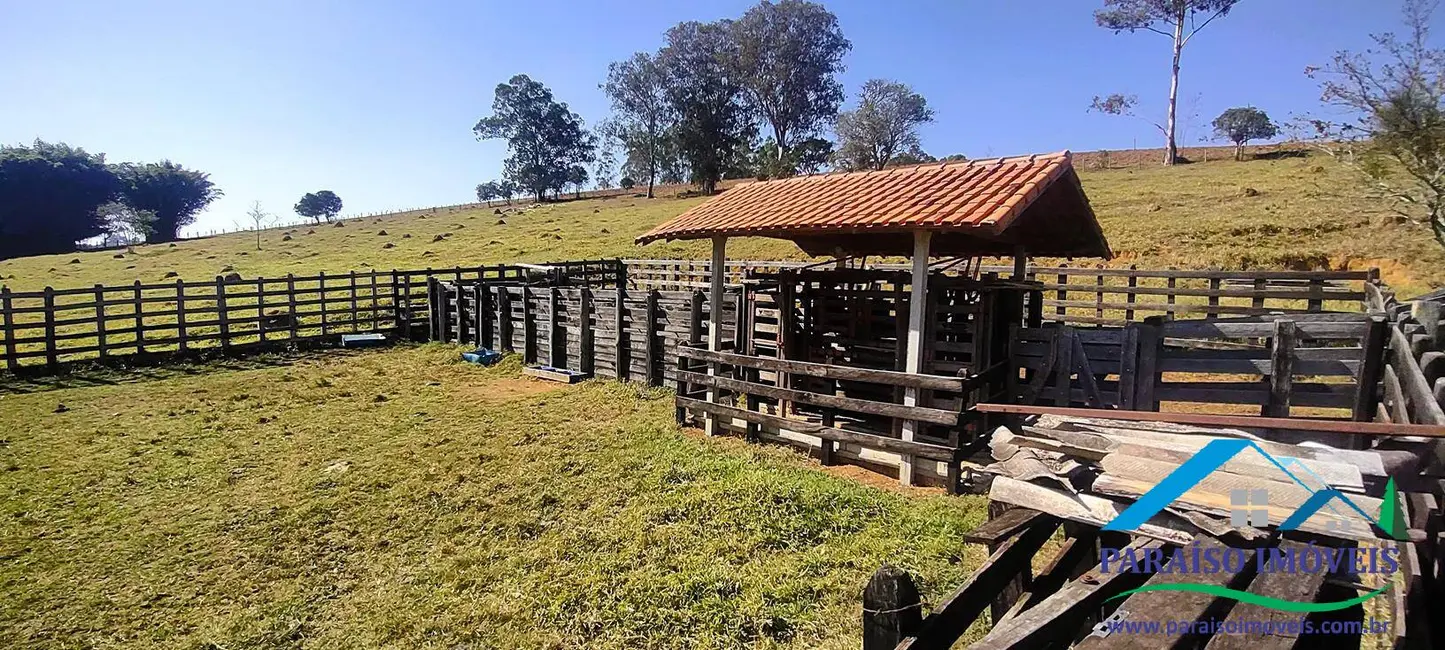 Fazenda / Haras com 2 quartos à venda, 57m2 em Centro, Paraisopolis - MG - imagem 3 Foto 3 de Fazenda / Haras com 2 quartos à venda, 57m2 em Centro, Paraisopolis - MG