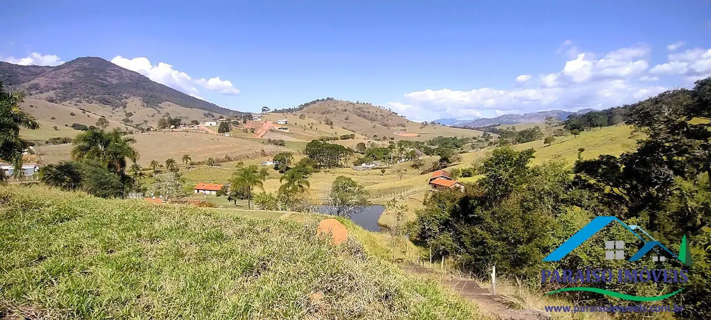 Chácara com 3 quartos à venda, 16m2 em Centro, Paraisopolis - MG - imagem 9 Foto 9 de Chácara com 3 quartos à venda, 16m2 em Centro, Paraisopolis - MG