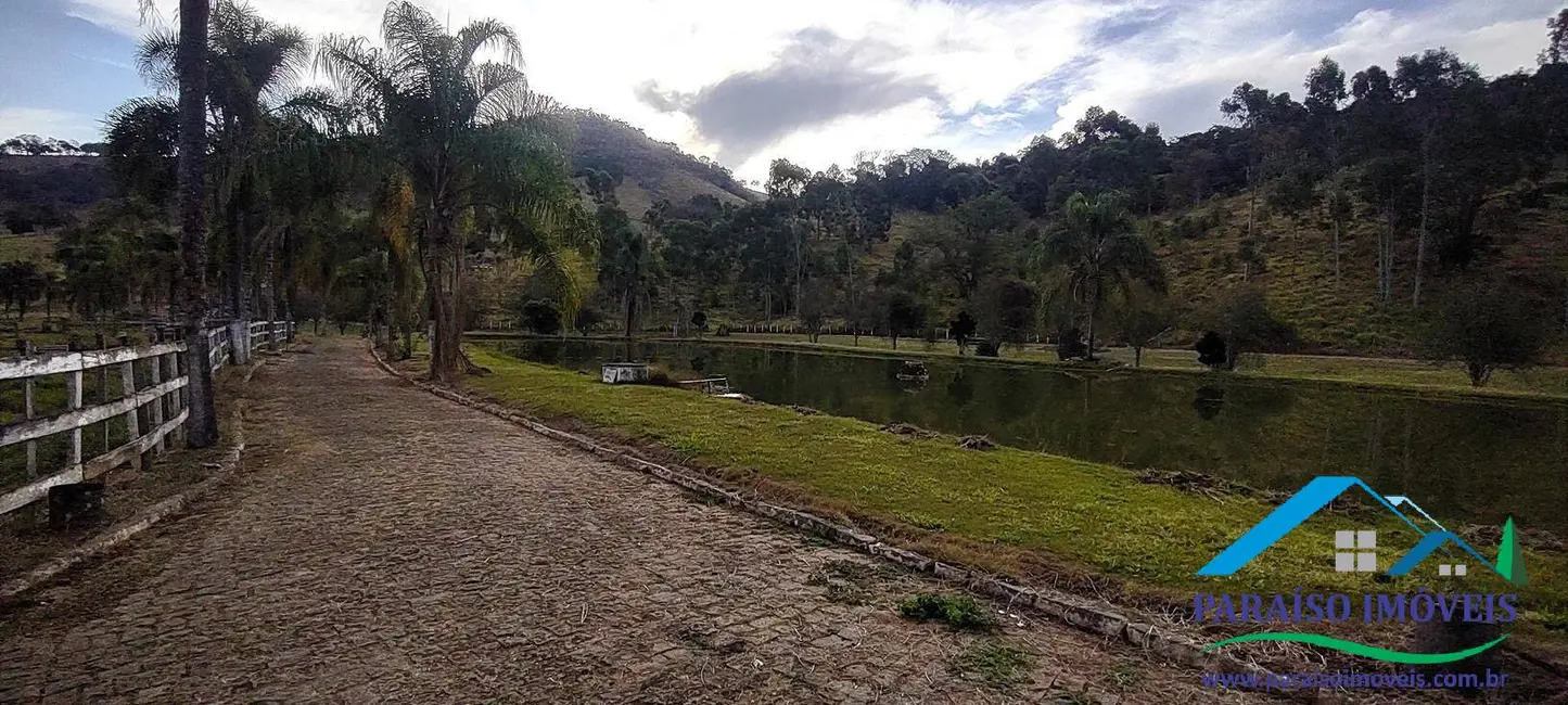 Chácara com 3 quartos à venda, 16m2 em Centro, Paraisopolis - MG - imagem 5 Foto 5 de Chácara com 3 quartos à venda, 16m2 em Centro, Paraisopolis - MG