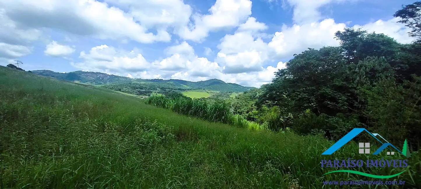 Foto 1 de Chácara à venda em Centro, Brasopolis - MG