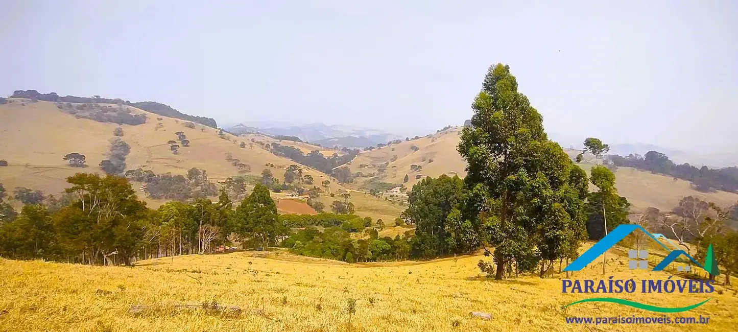 Sítio / Rancho com 3 quartos à venda, 16m2 em Centro, Goncalves - MG - imagem 6 Foto 6 de Sítio / Rancho com 3 quartos à venda, 16m2 em Centro, Goncalves - MG