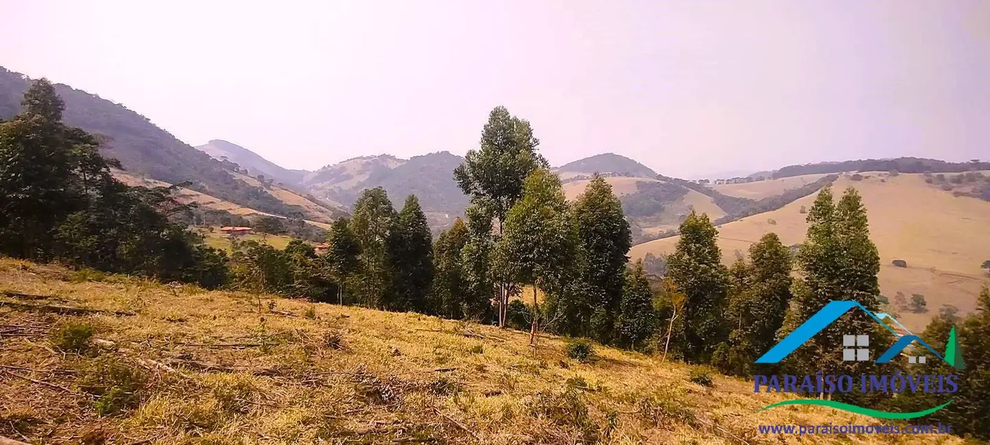 Sítio / Rancho com 3 quartos à venda, 16m2 em Centro, Goncalves - MG - imagem 9 Foto 9 de Sítio / Rancho com 3 quartos à venda, 16m2 em Centro, Goncalves - MG