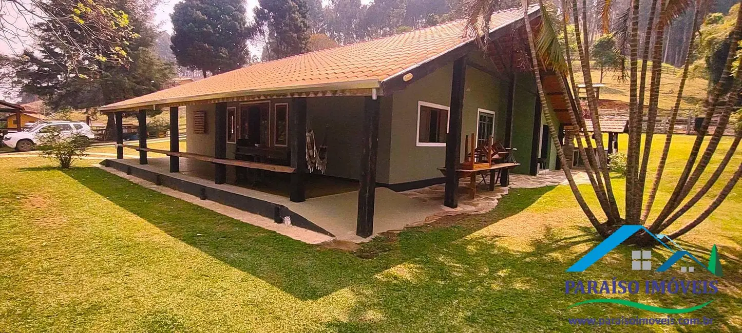 Foto 2 de Sítio / Rancho com 3 quartos à venda, 16m2 em Centro, Goncalves - MG