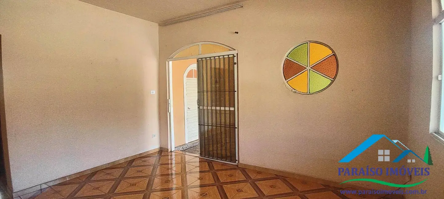 Casa à venda, 184m2 em Centro, Paraisopolis - MG - imagem 6 Foto 6 de Casa à venda, 184m2 em Centro, Paraisopolis - MG