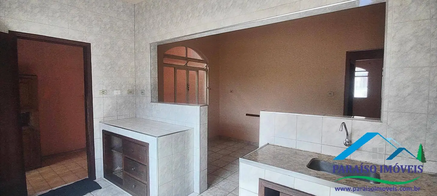 Casa à venda, 184m2 em Centro, Paraisopolis - MG - imagem 14 Foto 14 de Casa à venda, 184m2 em Centro, Paraisopolis - MG