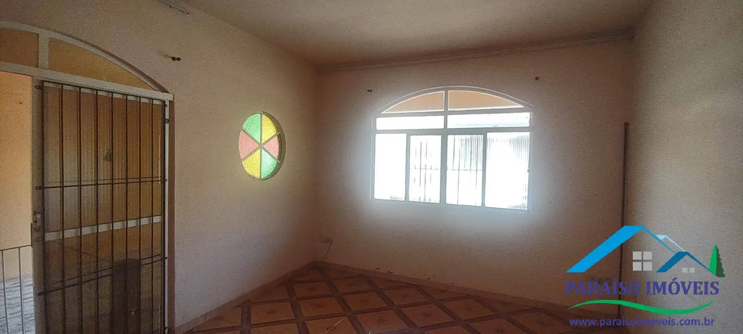 Casa à venda, 184m2 em Centro, Paraisopolis - MG - imagem 8 Foto 8 de Casa à venda, 184m2 em Centro, Paraisopolis - MG