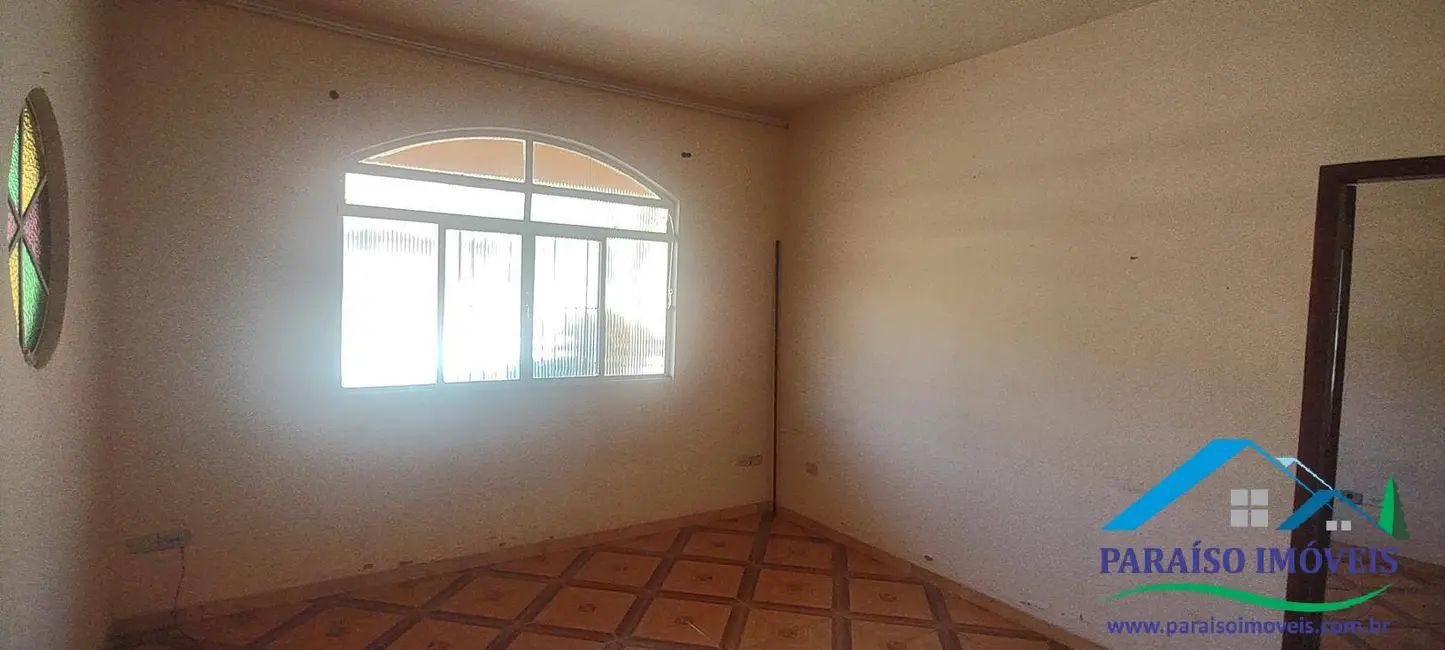 Casa à venda, 184m2 em Centro, Paraisopolis - MG - imagem 10 Foto 10 de Casa à venda, 184m2 em Centro, Paraisopolis - MG