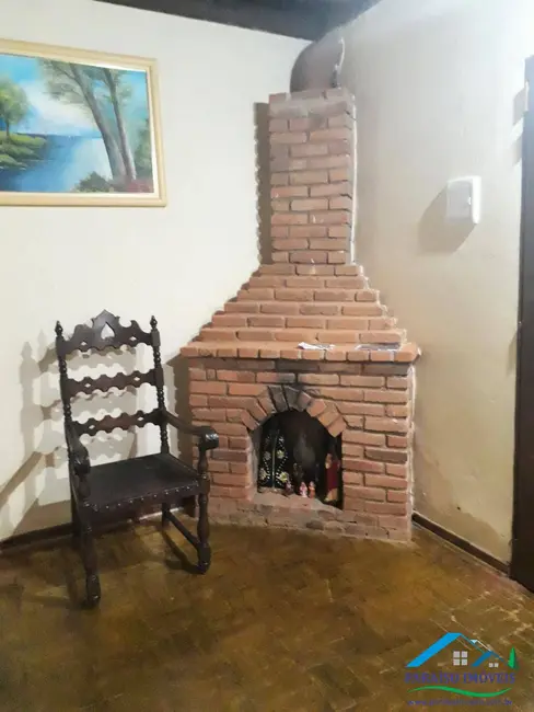 Casa com 3 quartos à venda, 300m2 em Centro, Goncalves - MG - imagem 8 Foto 8 de Casa com 3 quartos à venda, 300m2 em Centro, Goncalves - MG