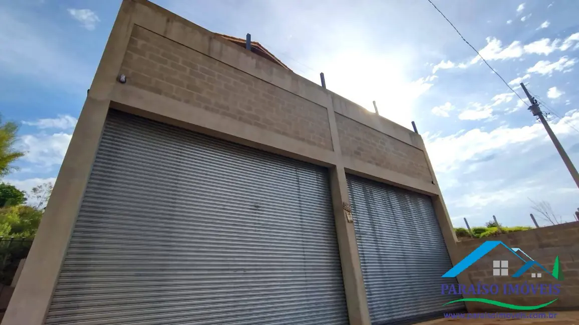 Sala Comercial à venda, 505m2 em Centro, Goncalves - MG - imagem 3 Foto 3 de Sala Comercial à venda, 505m2 em Centro, Goncalves - MG