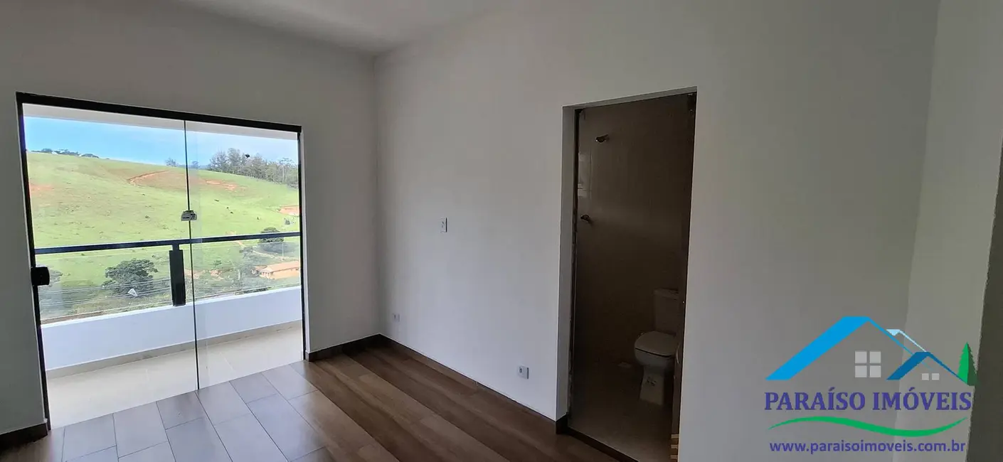 Casa com 3 quartos à venda, 120m2 em Centro, Paraisopolis - MG - imagem 9 Foto 9 de Casa com 3 quartos à venda, 120m2 em Centro, Paraisopolis - MG