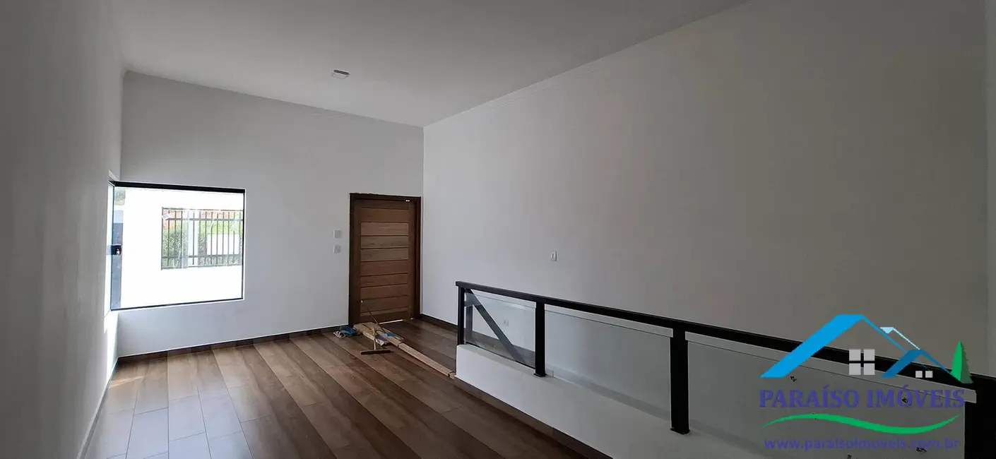 Casa com 3 quartos à venda, 120m2 em Centro, Paraisopolis - MG - imagem 3 Foto 3 de Casa com 3 quartos à venda, 120m2 em Centro, Paraisopolis - MG